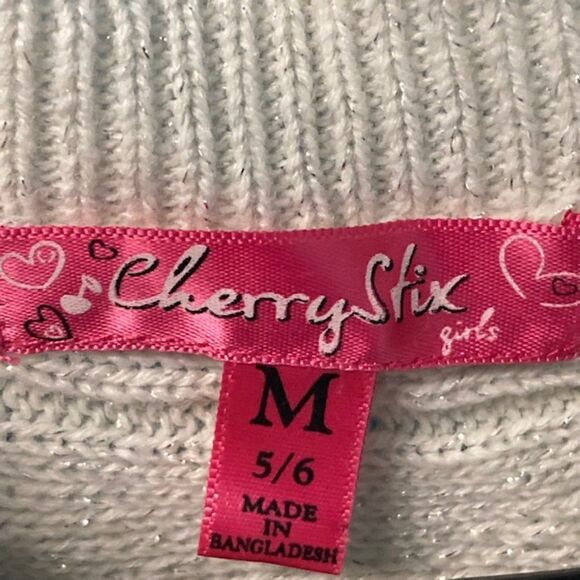 sweater, sweet lil girls sweater top with belt, size M 5/6 by cherry stix - Picture 4 of 4